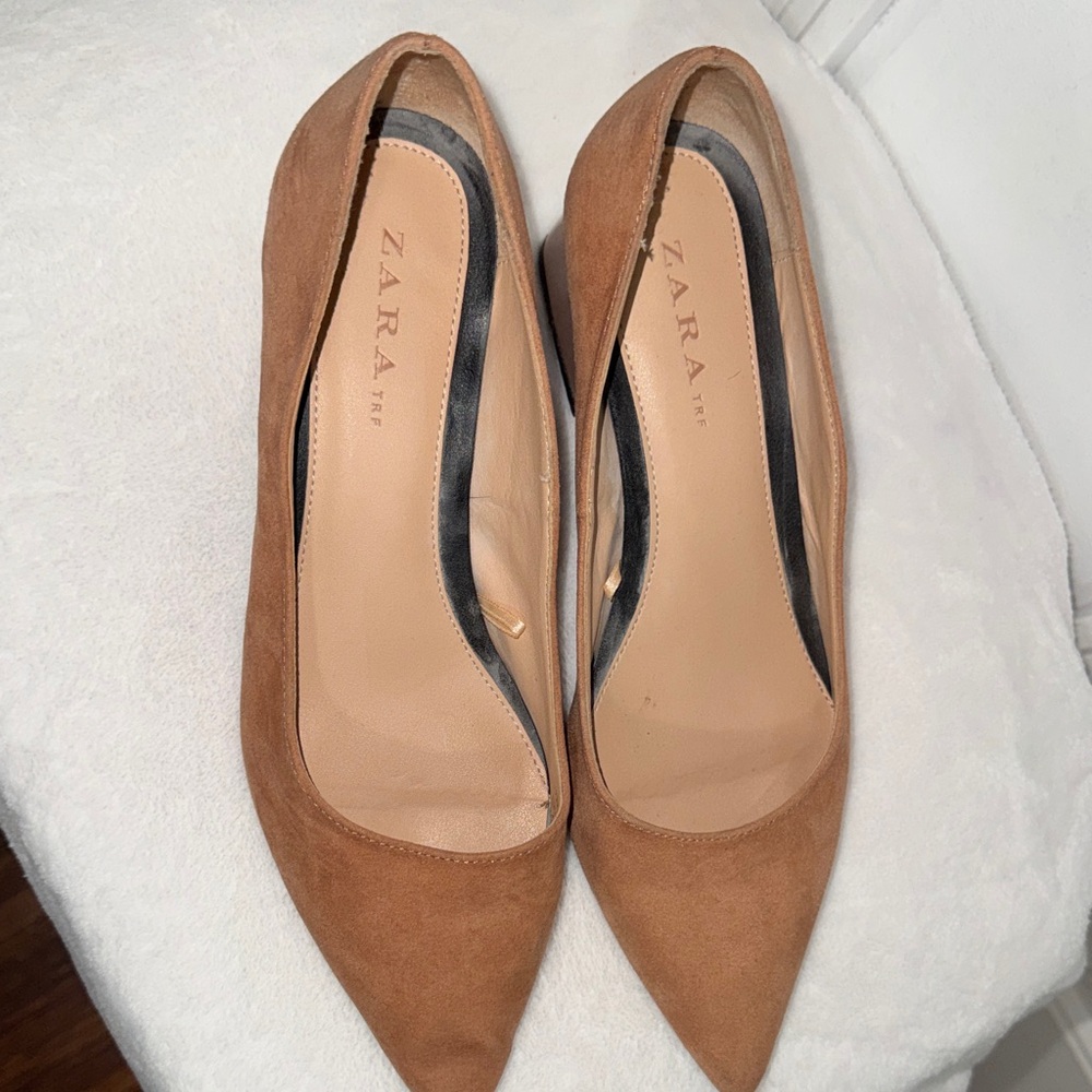 Zara Women's Brown Suede Heels